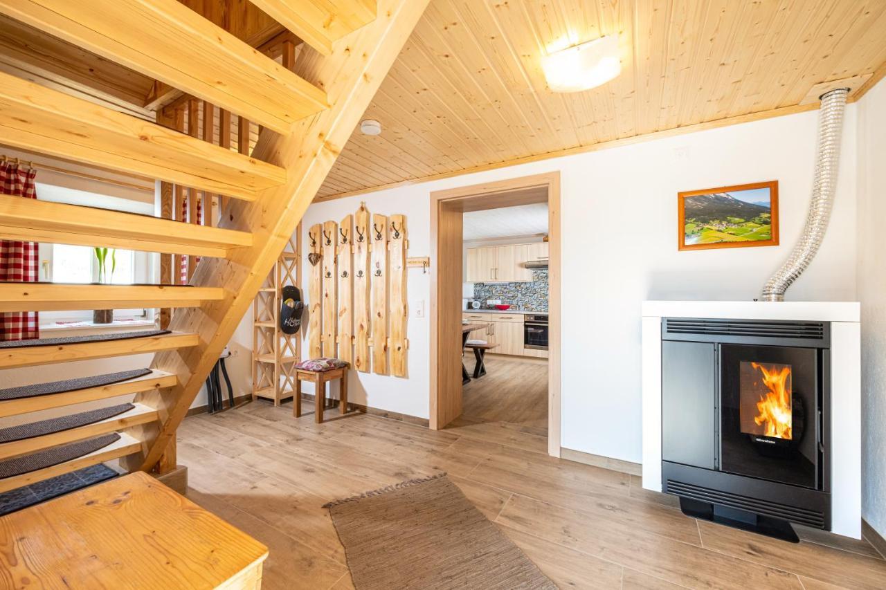 Ferienhaus Schwoellerbauer Sankt Martin am Grimming エクステリア 写真