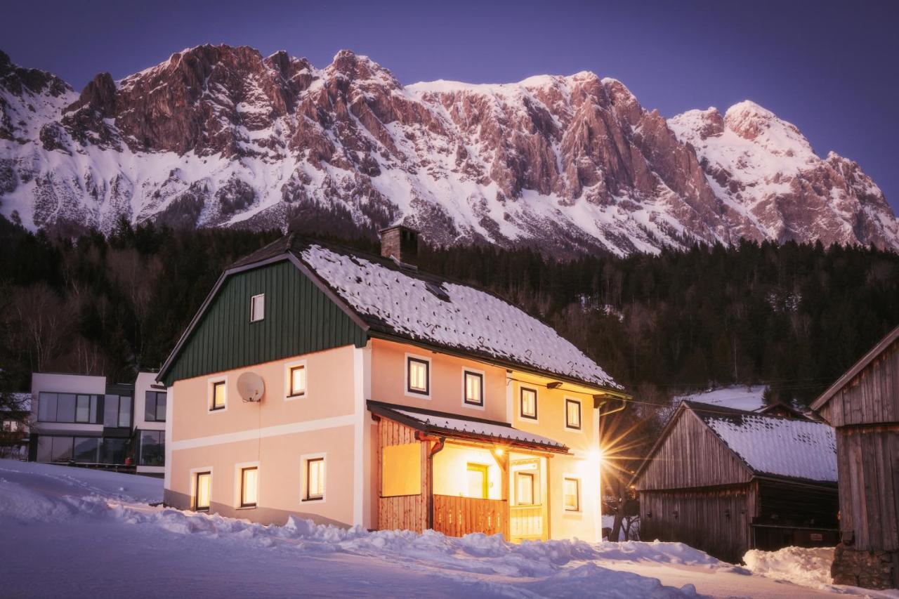 Ferienhaus Schwoellerbauer Sankt Martin am Grimming エクステリア 写真